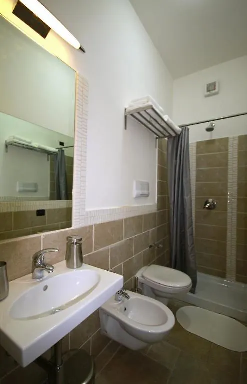Bayard'S Rooms Portici