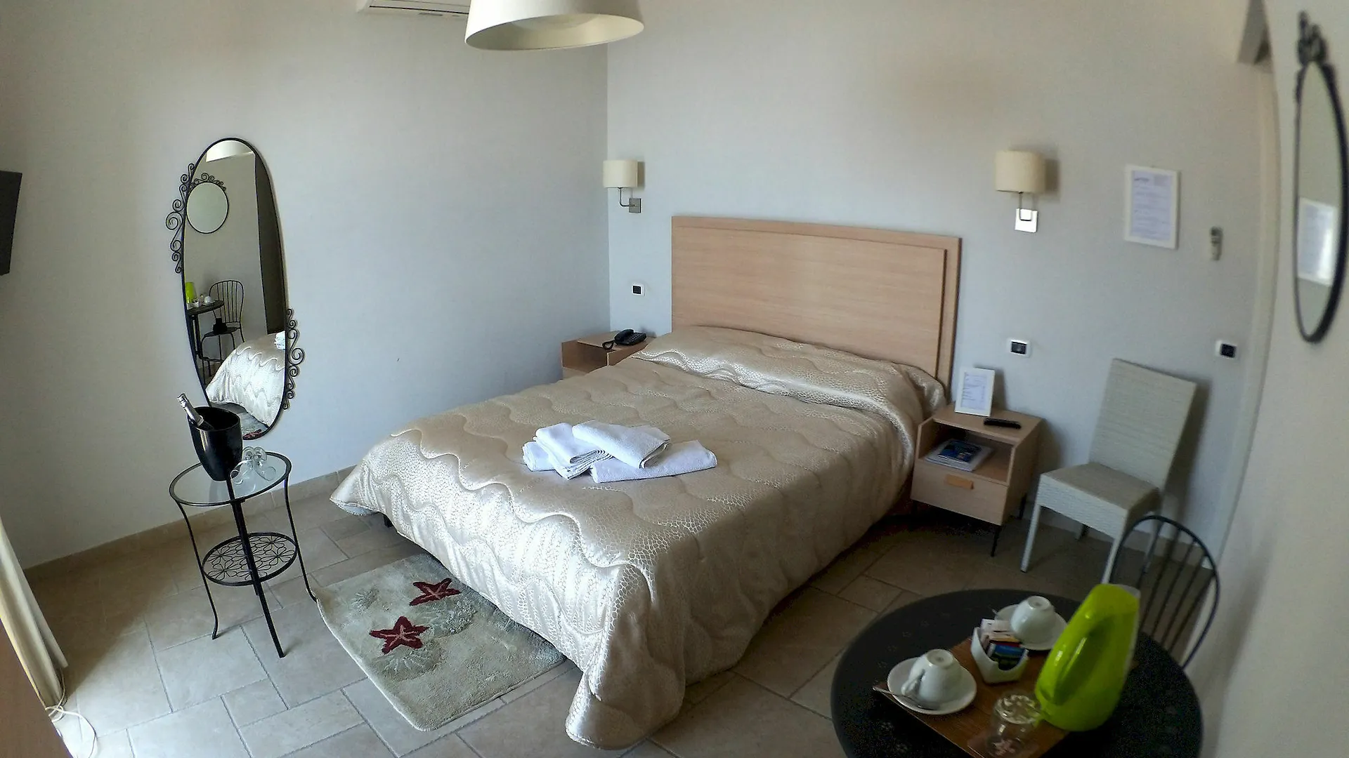 ***** Bed & Breakfast Bayard'S Rooms Portici Italy