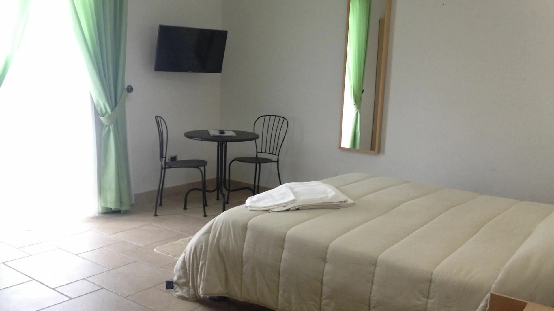 ***** Bed & Breakfast Bayard'S Rooms Portici Italy