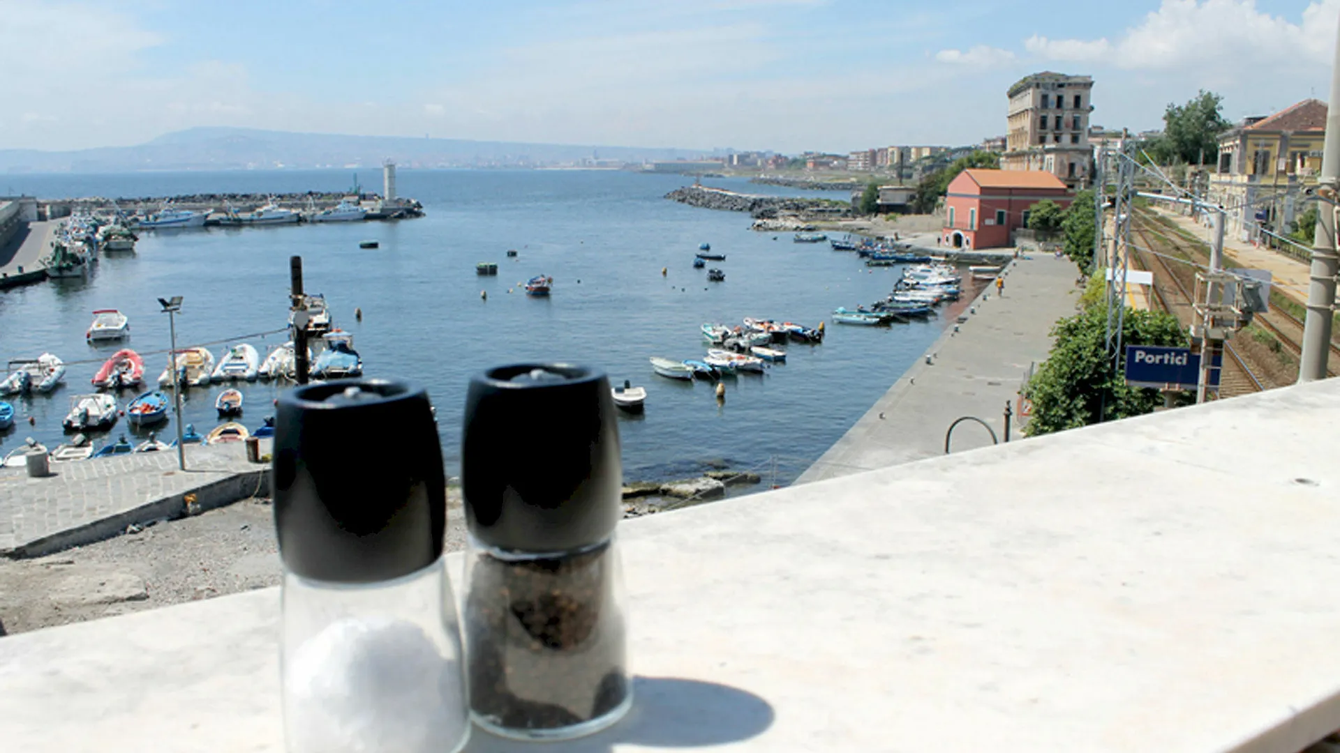 Bayard'S Rooms Portici Bed & Breakfast